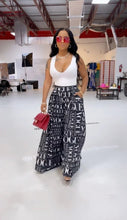 Load image into Gallery viewer, Code:Etoye | Vogue Printed Newspaper Pants
