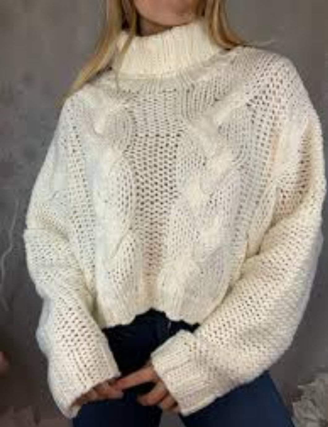 Code: Chrisette| Cable Knit Sweater